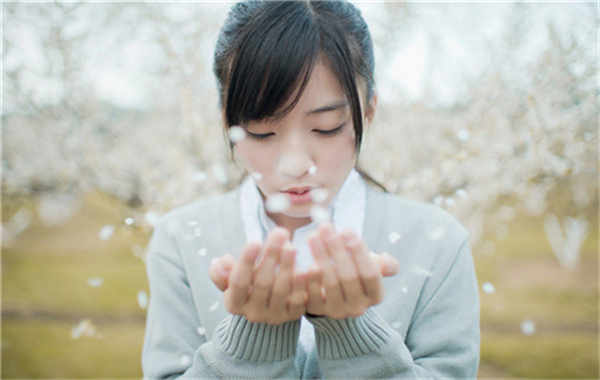 繁峙怀孕后验血多久可以知道男女(怀孕后多久可以验血检查出来)